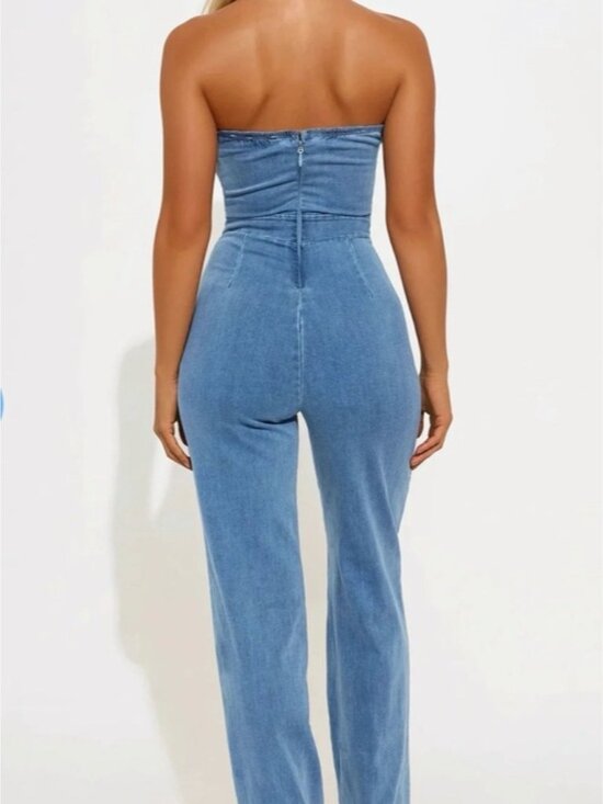 Fashion Nova Feeling Twirly Denim Jumpsuit Medium Wash Small Strapless Wide Leg - Picture 3 of 9